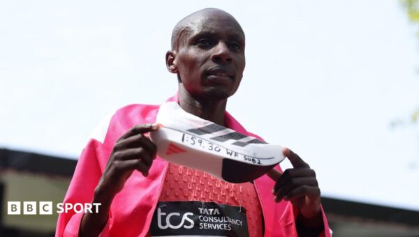 ‘Rock, paper, scissors’ decides order of London Marathon races
