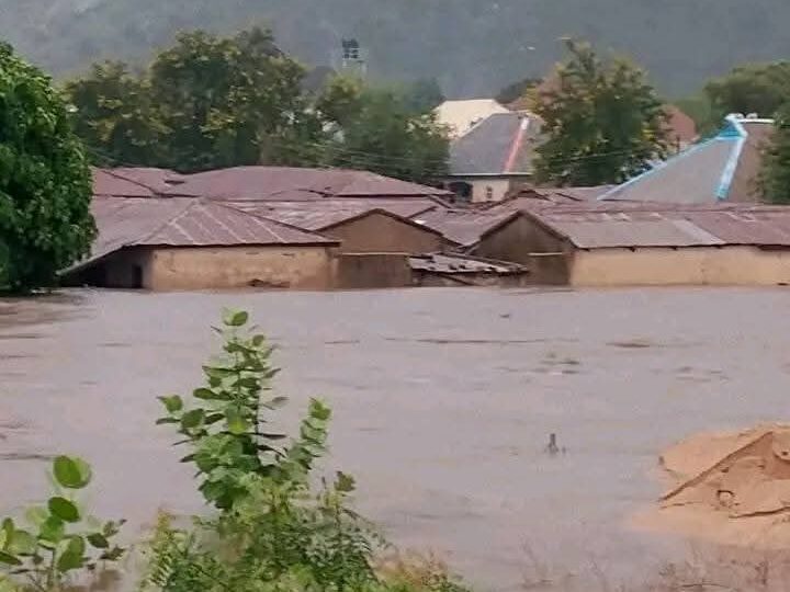 Torrential rainfall submerges houses in Benue, renders many homeless