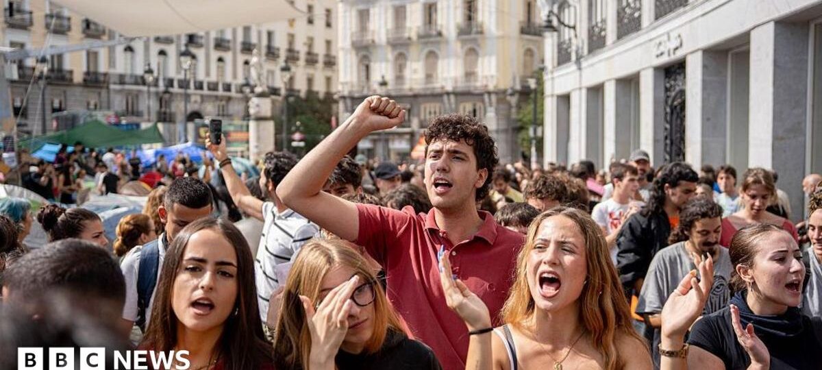 Spain announces new housing measures after protests over 87-year-old woman's eviction