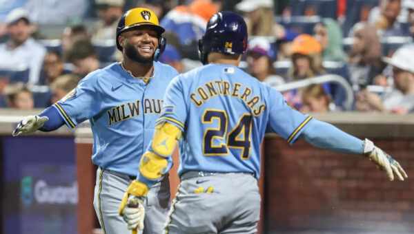 What channel is Brewers vs Reds on tonight? Time, TV, streaming