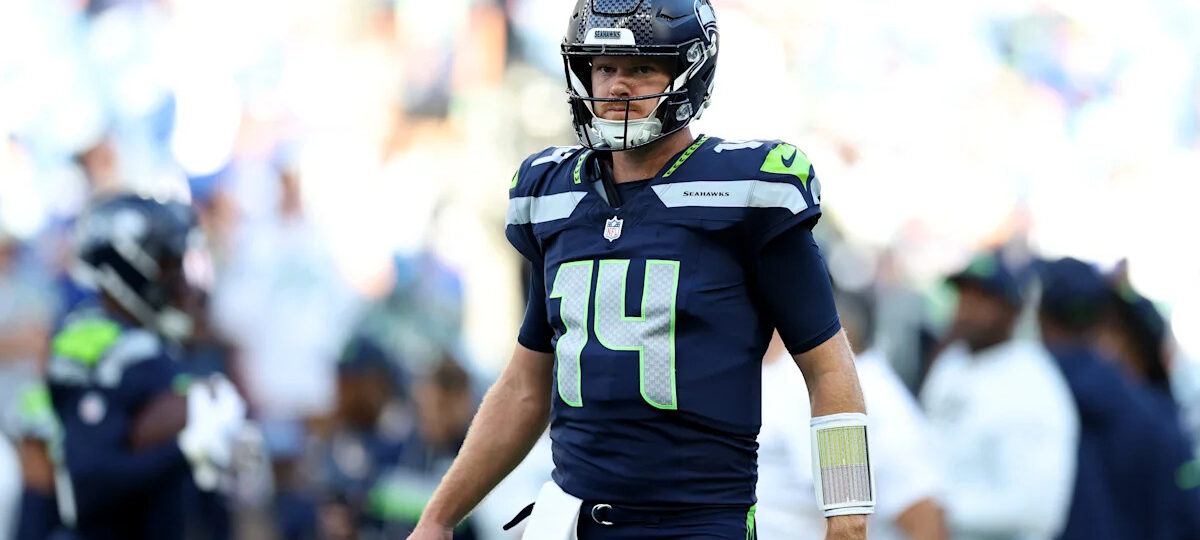 Seahawks overcome Darnold blow to beat Patriots in Super Bowl rematch