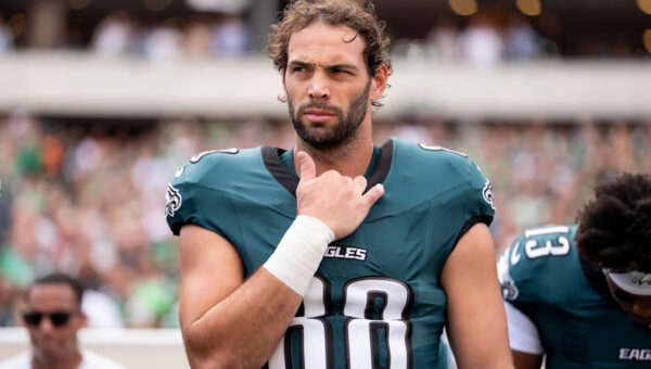 Dallas Goedert injury: Eagles tight end will miss time with MCL sprain