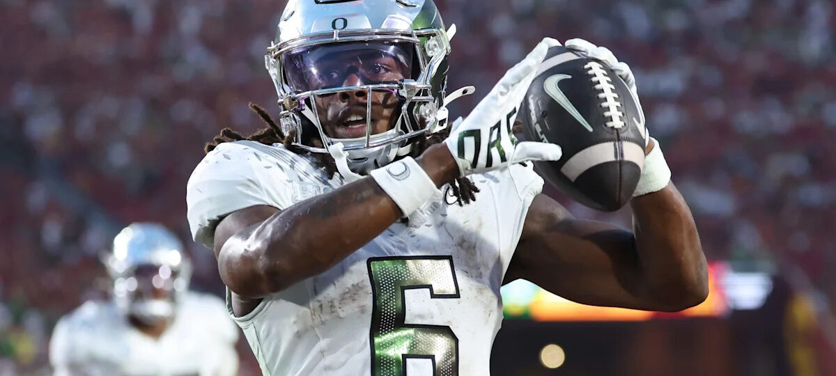 Oregon RB Dierre Hill Jr. named Ducks Wire Player of the Game vs. USC