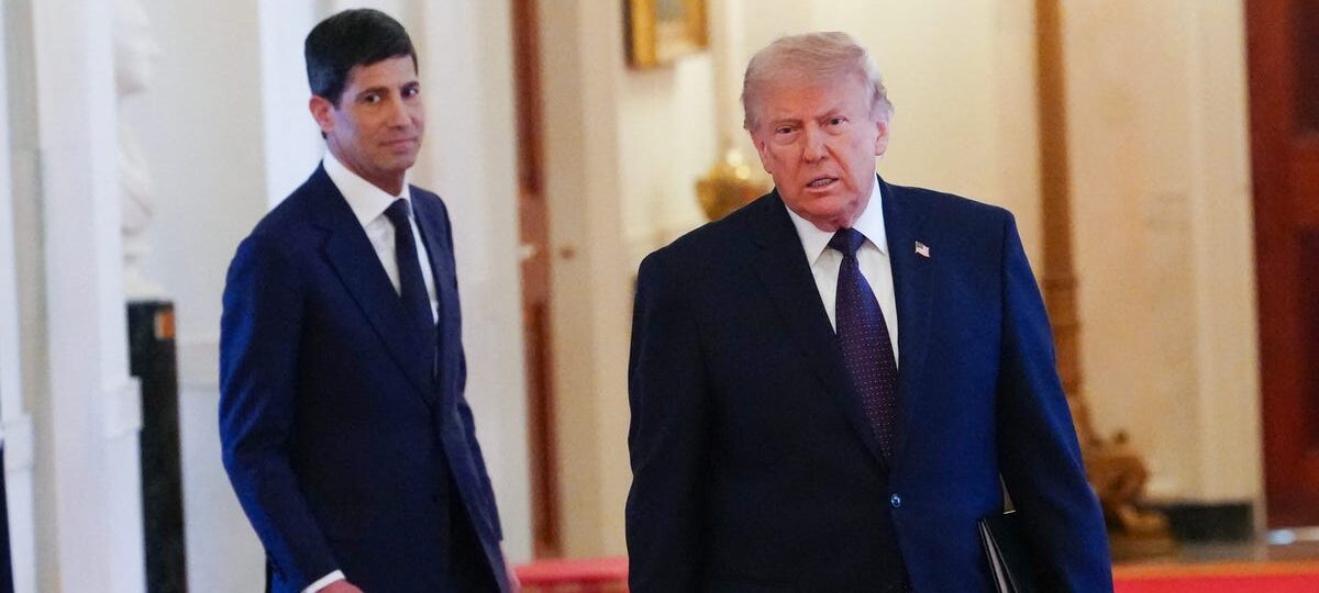Trump calls for slashing interest rates to '1% or less' after the Fed's first hike in 3 years