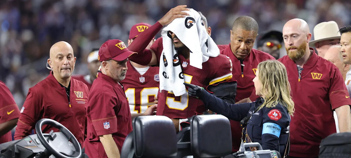 Commanders QB Jayden Daniels brutal elbow injury vs. Cowboys