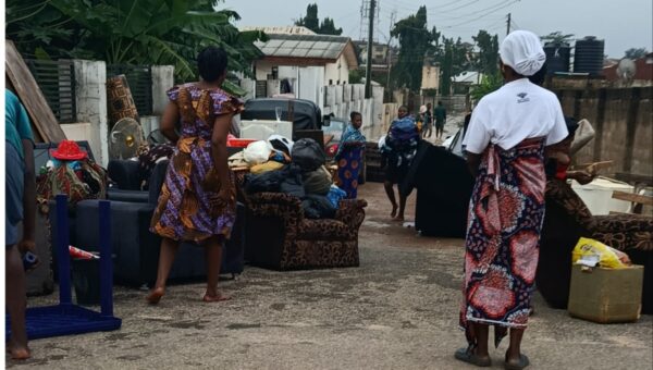 Osogbo residents cry out as flood overtakes homes