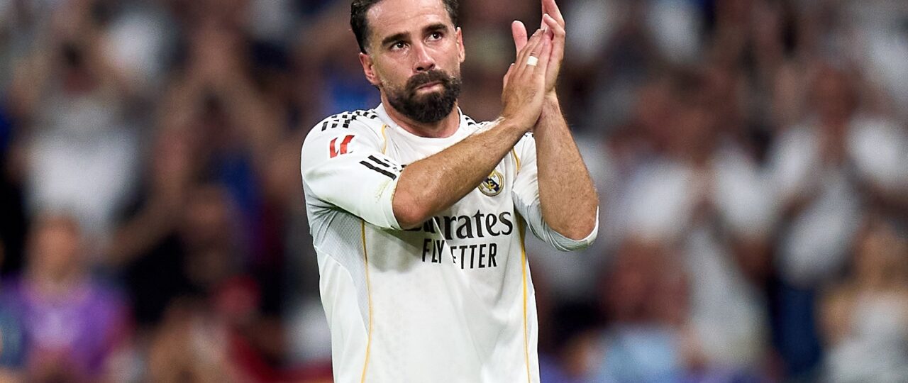 Fulham consider desperation bid for 34 year old Champions League winning full back