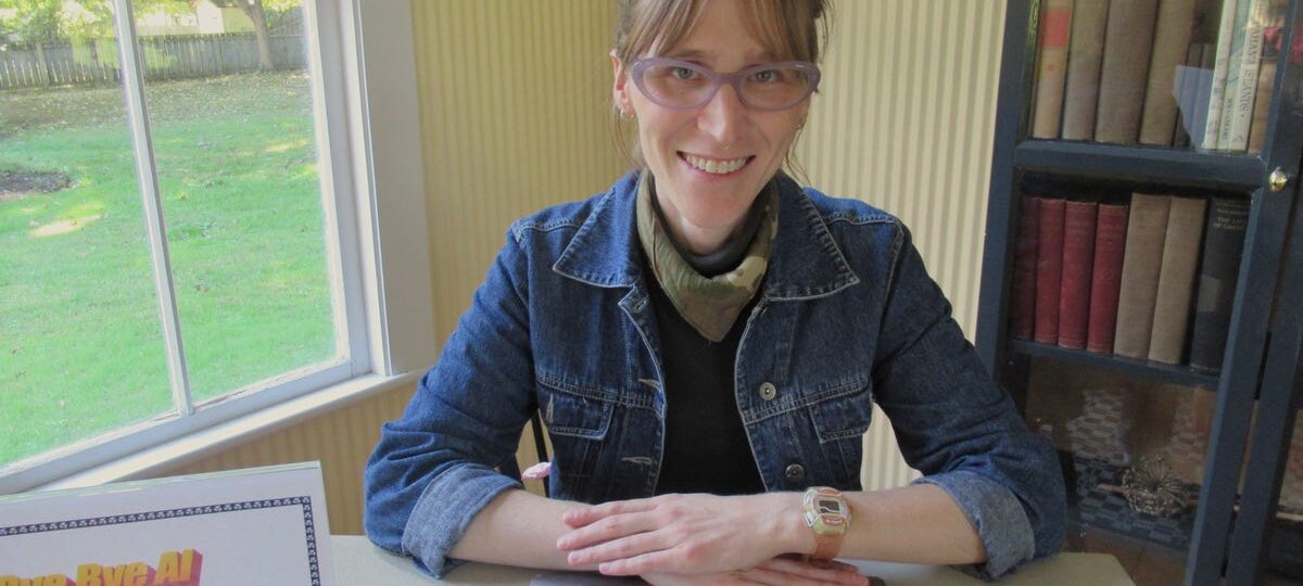 This small town librarian offers a ‘Bye, Bye AI’ class to take AI off your phone. Now everyone wants in.