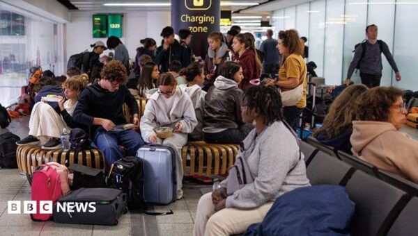 Flight chaos caused by software defect in space of a millisecond, report says