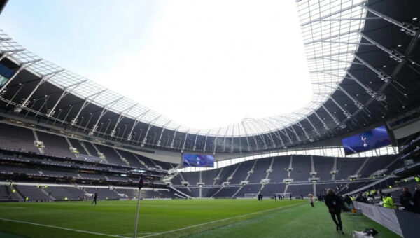 Spurs forward Pierre signs first professional deal