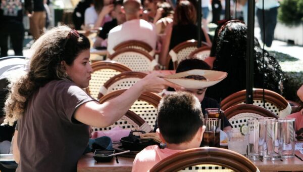 This VC used AI to try to snag a restaurant reservation. Resy wasn't having it