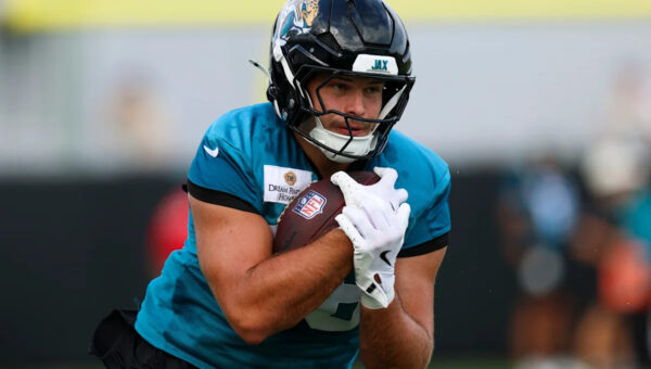 Former Jaguars TE Patrick Herbert joins brother Justin Herbert with Chargers