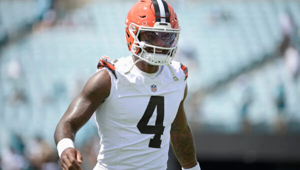 It took 3 passes for Deshaun Watson to embarrass himself vs. Jaguars
