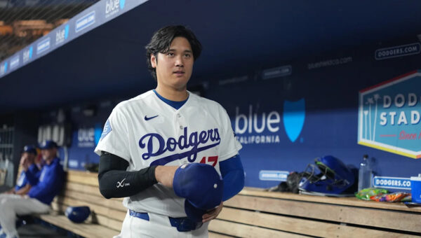 Shohei Ohtani gets a hit in his return to the Dodgers’ lineup after 2 weeks out