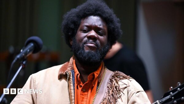 Singer Michael Kiwanuka reveals he is recovering from a stroke