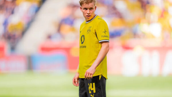 Juventus is eyeing a move for a Bundesliga left back