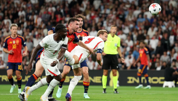 Four-minute madness puts England in the driver's seat against Spain