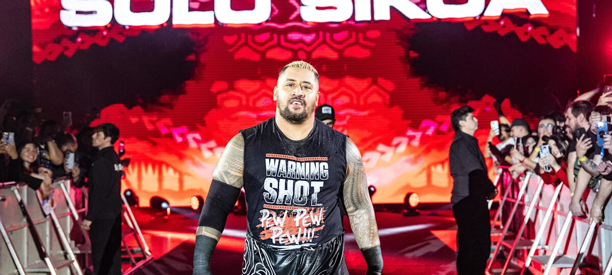 WWE Raw live results (Sept. 21): Updates, grades tonight for Solo Sikoa vs. Dominik Mysterio vs. Dragon Lee