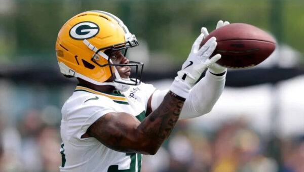 MarShawn Lloyd says he ‘Hates Notre Dame’ ahead of Lambeau showdown with Wisconsin Badgers