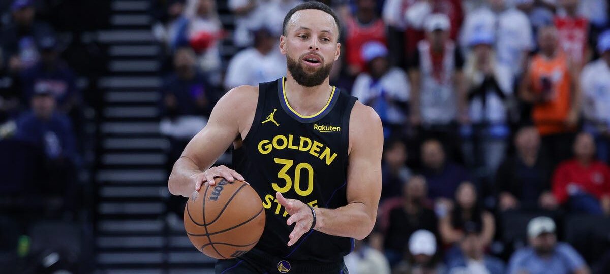 A health scare taught Steph Curry that tiny health details matter. Now he's serious about recovery — and the power of saunas.