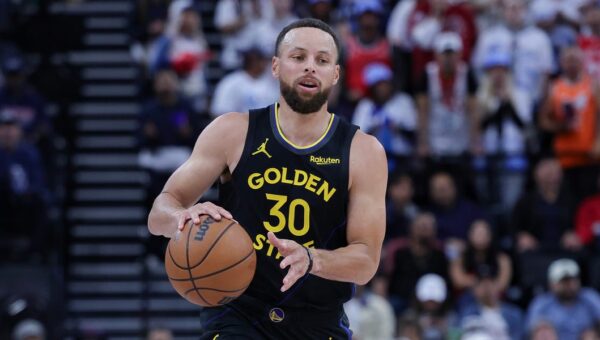 A health scare taught Steph Curry that tiny health details matter. Now he's serious about recovery — and the power of saunas.