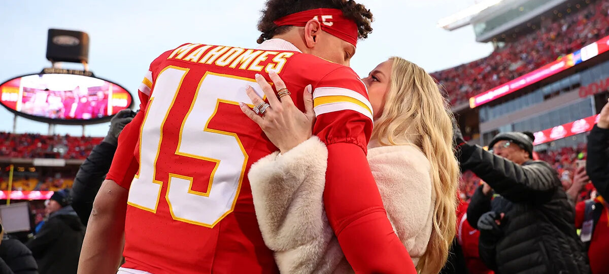 Chiefs news: Patrick Mahomes’ wife Brittany couldn’t be more fired up for unbelievable Week 1 injury return