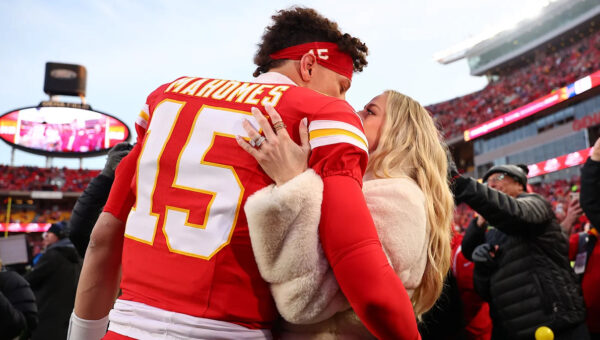 Chiefs news: Patrick Mahomes' wife Brittany couldn't be more fired up for unbelievable Week 1 injury return