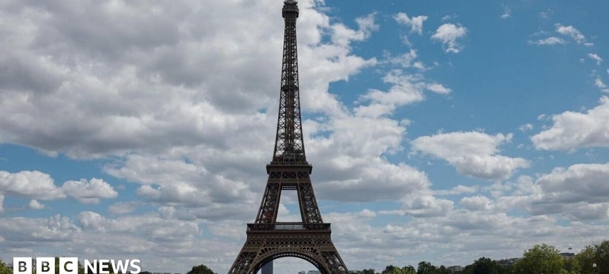 Eiffel Tower shut by staff protest after female workers moved for religious visit