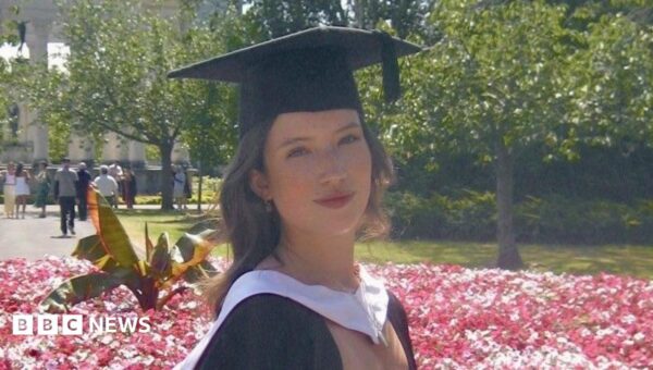 I brushed off my sore throat as a hangover, but it turned into sepsis