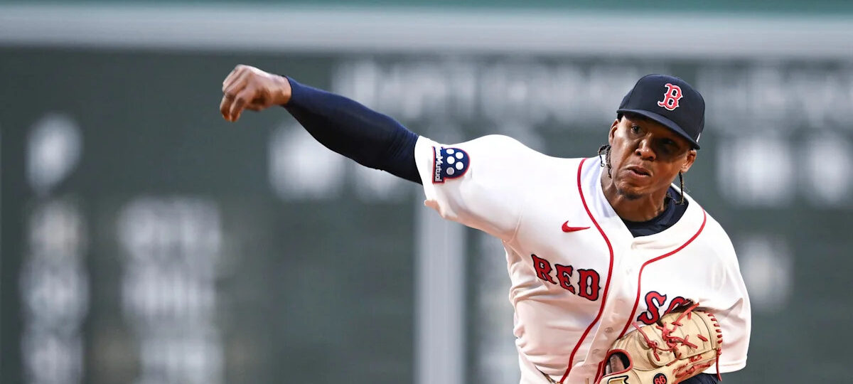 Pitching reigns as Sox sweep rainy doubleheader vs. Cubs