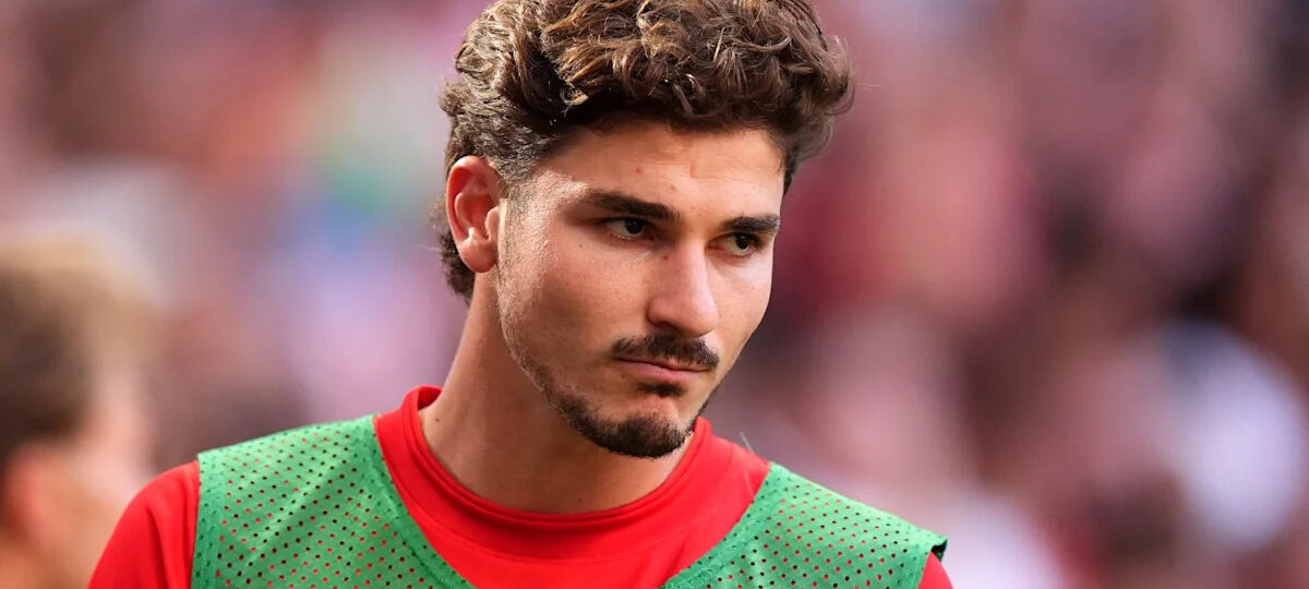 Atletico Madrid superstar continues to be a future option for Barcelona – report