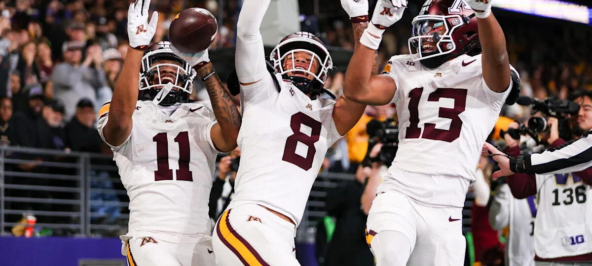 Gophers beat Washington 27-24
