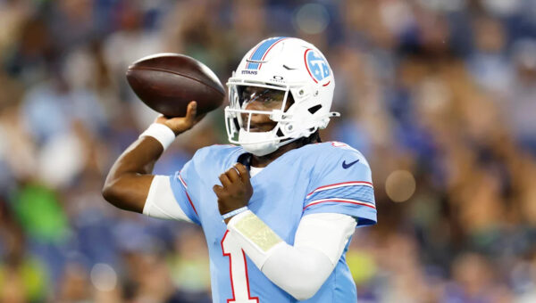 Cam Ward, Jeffery Simmons, Morgan Cox return as Titans captains