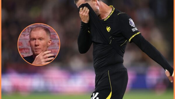 Paul Scholes names Chelsea star who looks “a million miles away” from being at Blues’ level