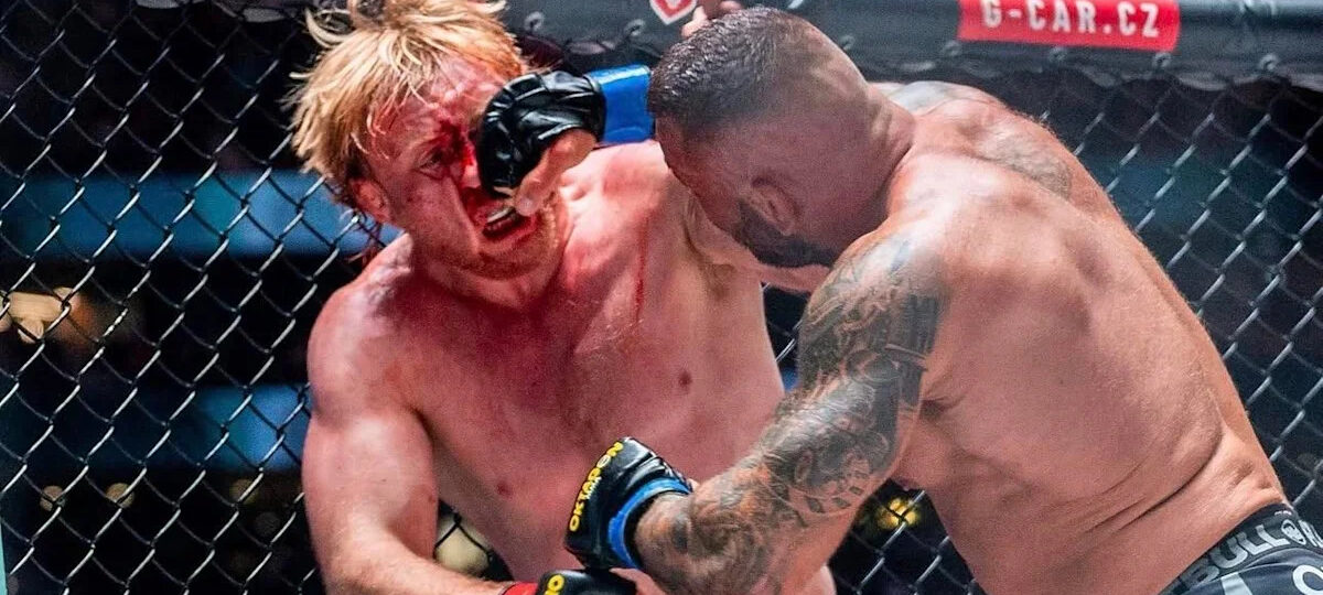 Highlights! Viral OKTAGON ‘Neanderthal’ smashed by 41-year-old Czech legend, suffers first career loss