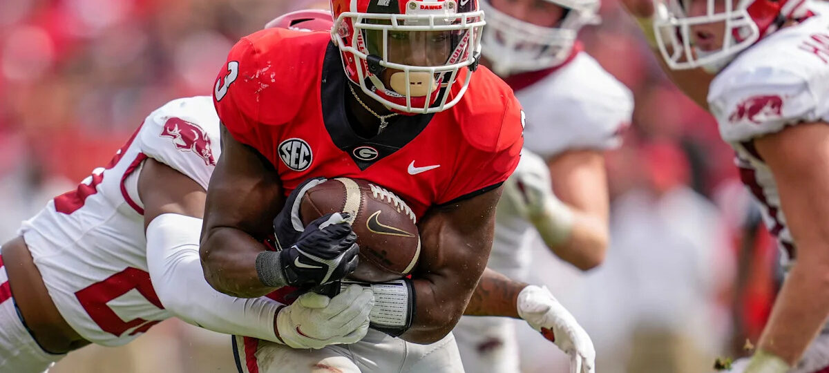 TV channel, commentators for Georgia football vs. Arkansas