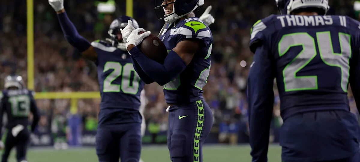 Seahawks vs Patriots: Studs & Duds from 13-10 Week 1 win