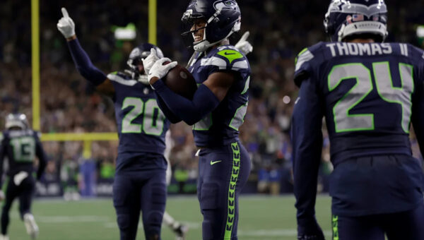 Seahawks vs Patriots: Studs & Duds from 13-10 Week 1 win