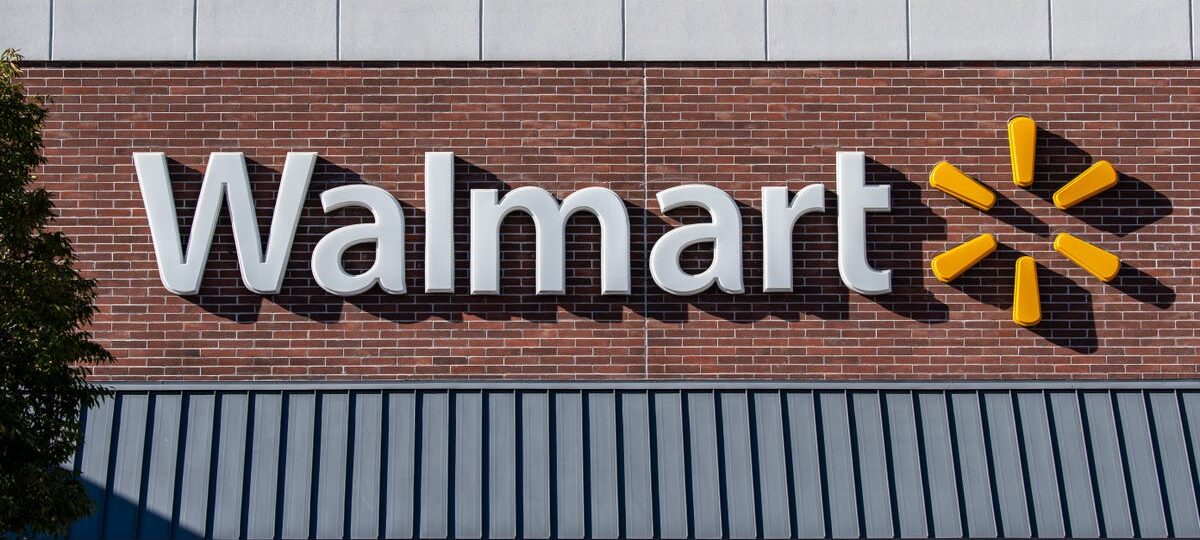 Walmart won't charge a 'personalized price', CEO says