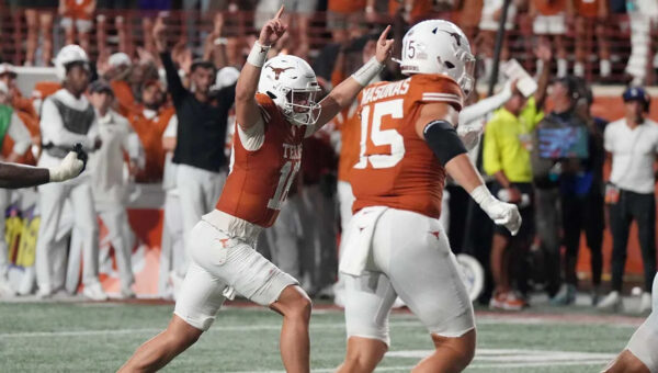 Texas football news: Arch Manning leaves Eli Manning gushing with 'proud' uncle comment