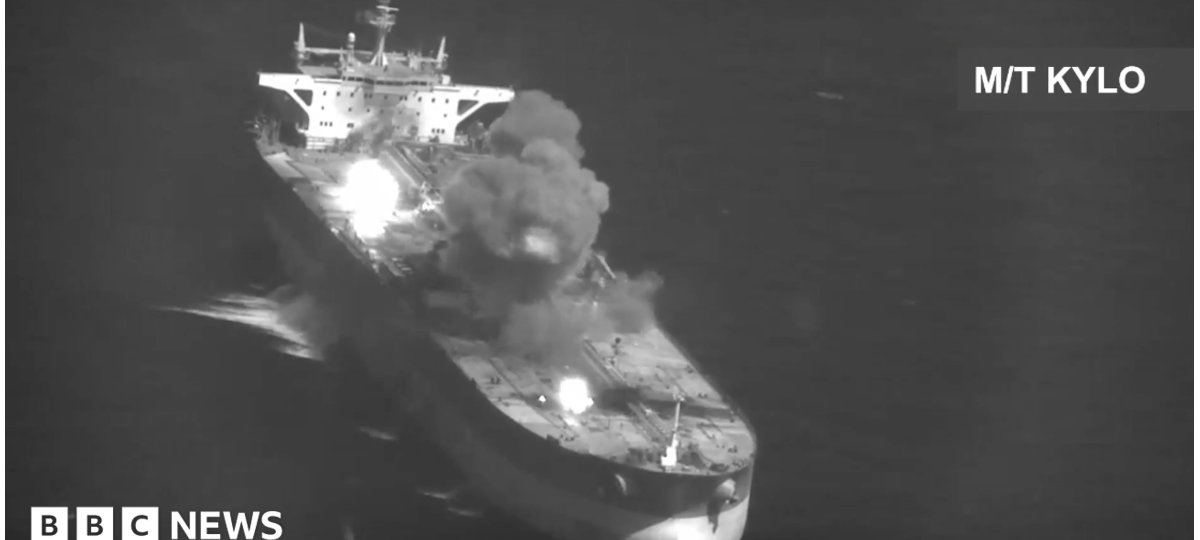US hits three Iranian oil tankers after saying its warships were targeted