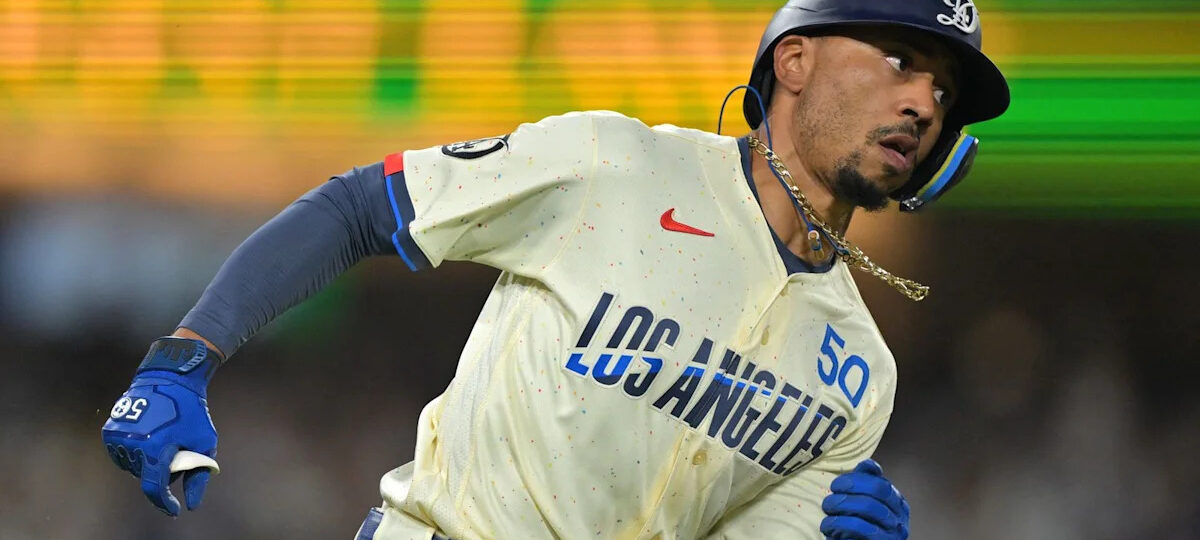 Betts leads Dodgers’ offensive power in win over Giants