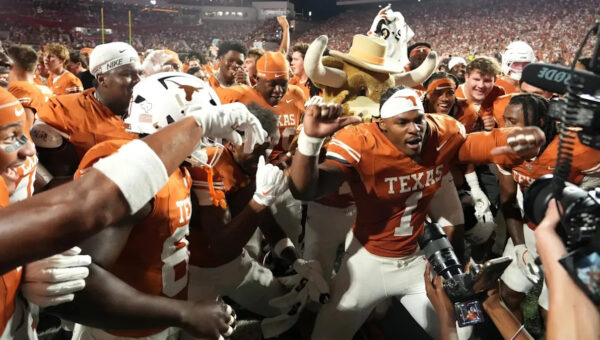 College Football Playoff bracket for Week 3: Projecting top four seeds, first-round matchups, bubble teams
