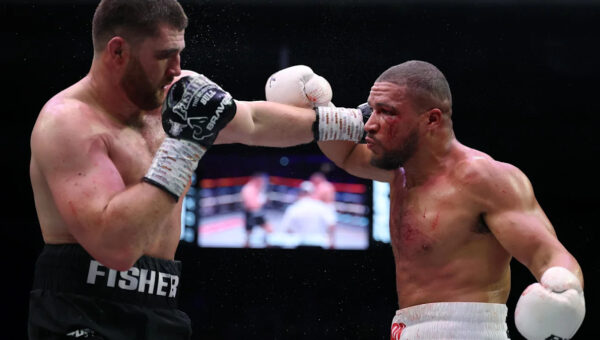 Highlights! Fisher Beats Pirotton In Grueling Brawl, Requires Oxygen Post-Fight