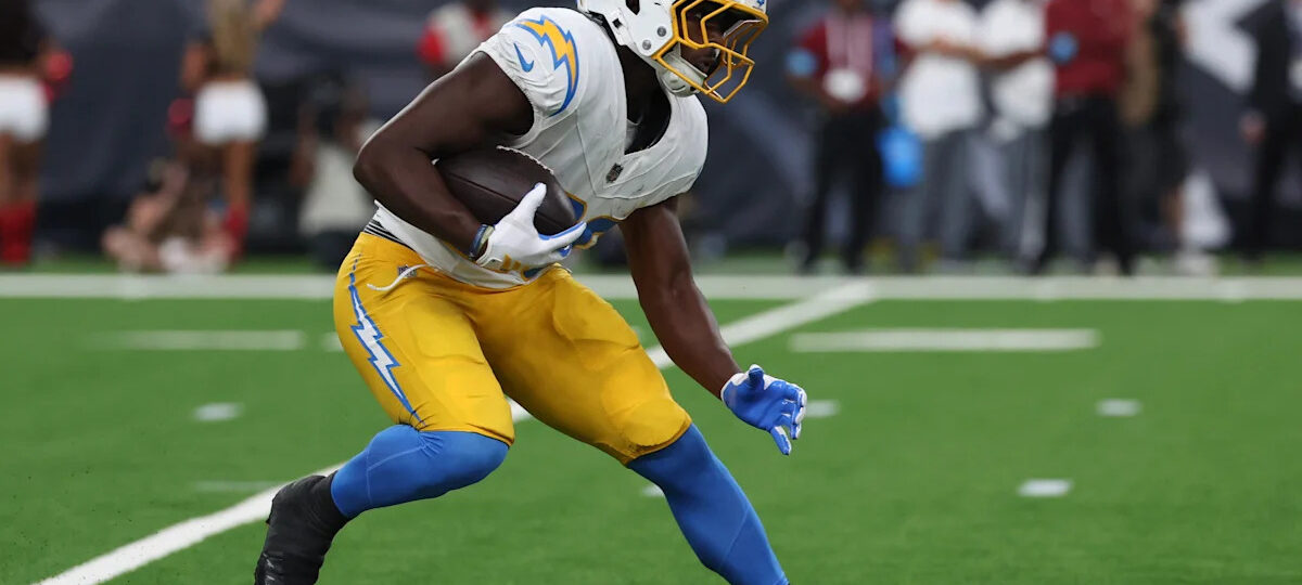 Panthers linked to AFC West RB in light of latest injury to Jonathon Brooks