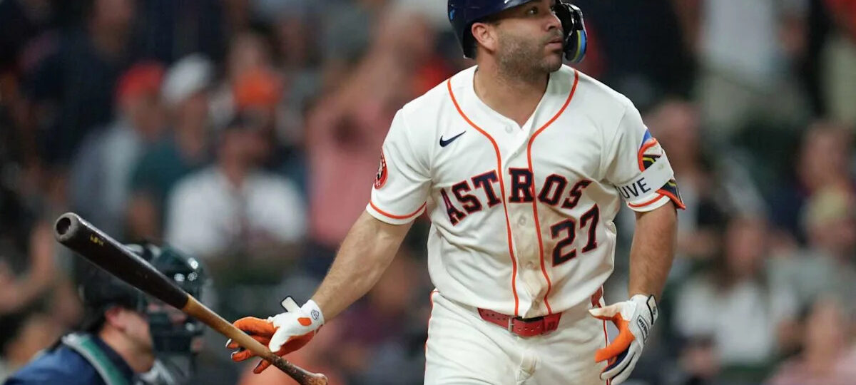 Jose Altuve reaches 2,500 hits with Houston Astros. Is 3,000 his next milestone?