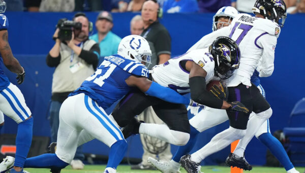 Colts hope to clean up defensive communication by having LB Akeem Davis-Gaither relay play calls