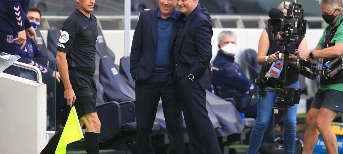 Watch: Carlo Ancelotti visits José Mourinho and former players in Real Madrid training