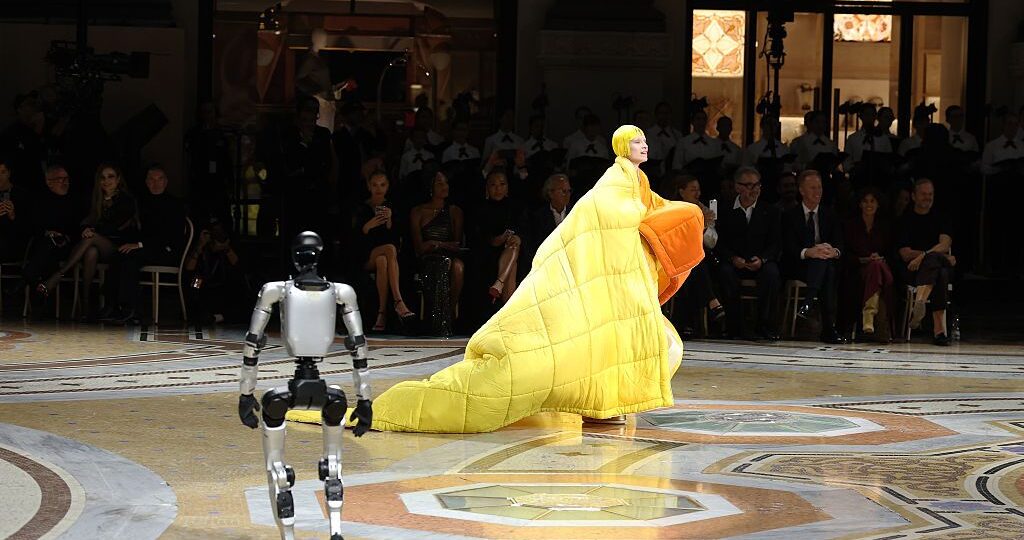 Vogue sent robots down the runway at Vogue World, and people were not impressed