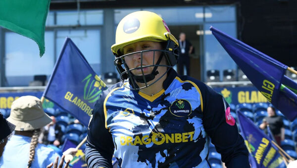 Parfitt signs first Glamorgan Women pro contract